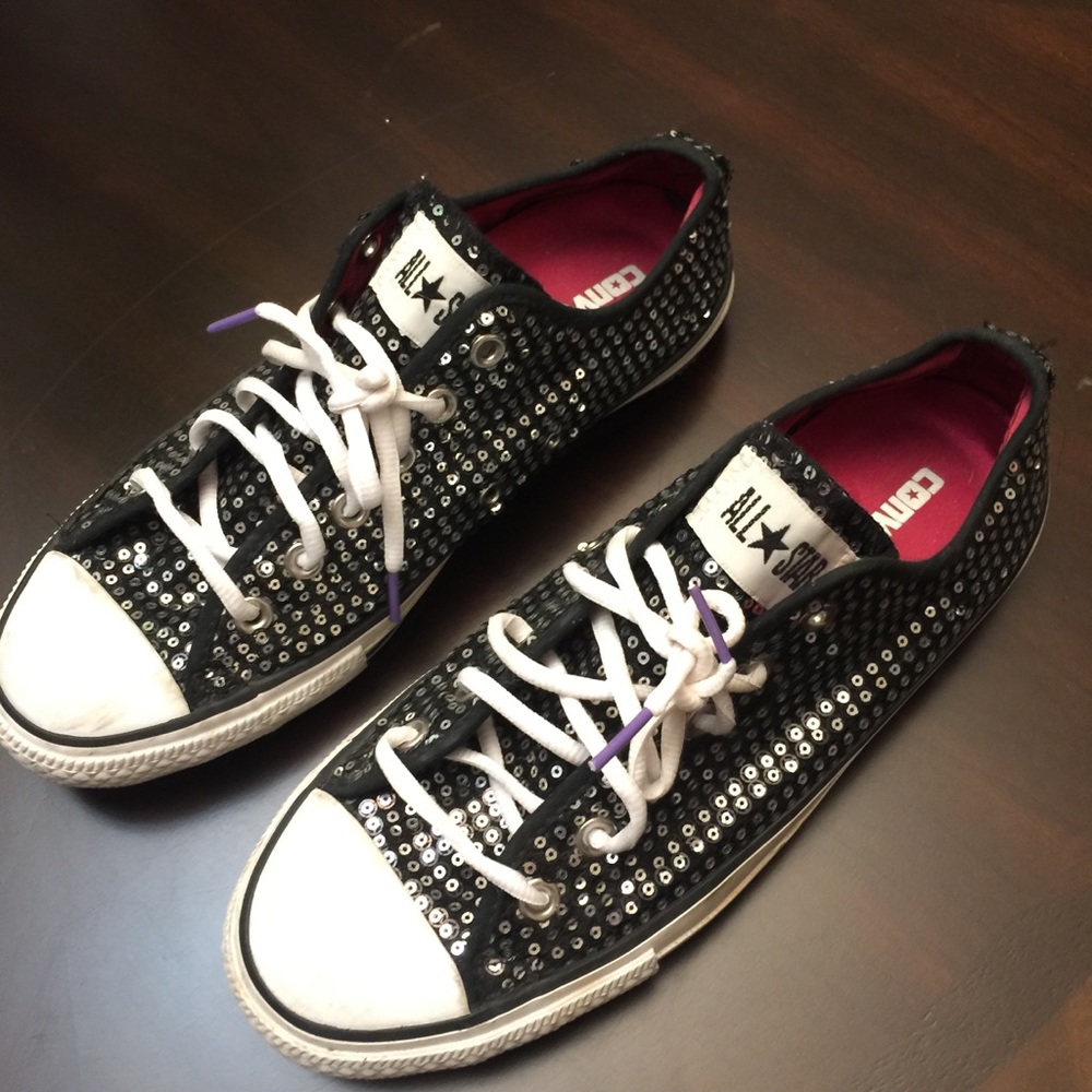 All Star Converse Women Sz 9.5